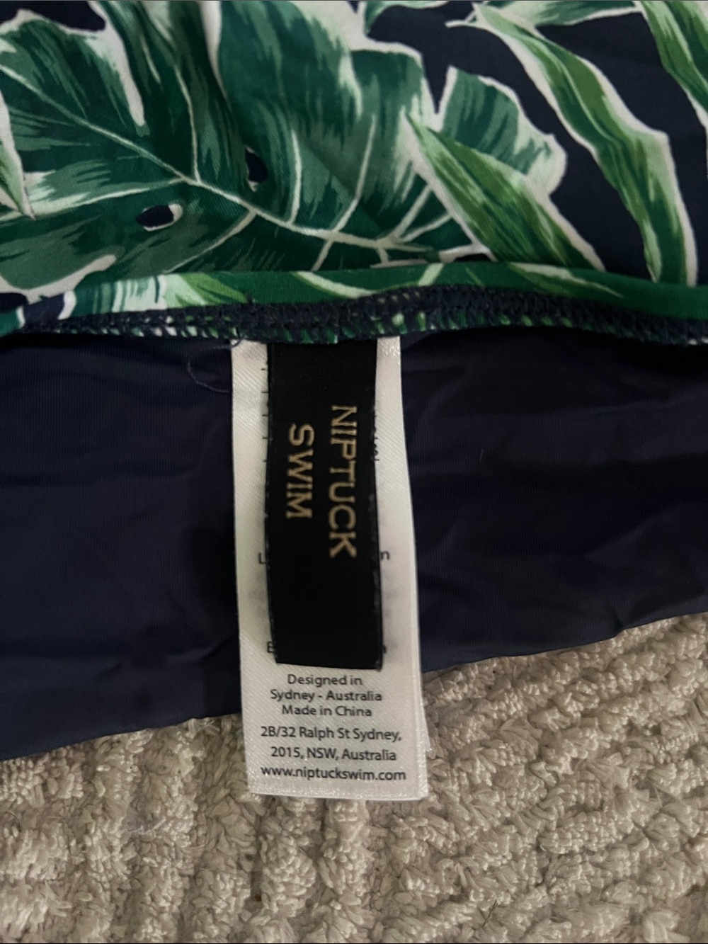 Women’s Nip Tuck Two Piece Green Leaves Tropical Swimsuit - Picture 7 of 7